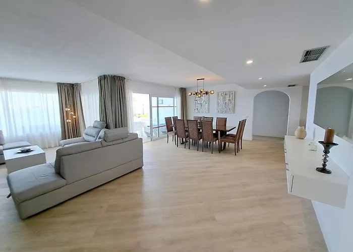 Apartamento Playa Miraflores 2